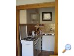 Apartmaji Dino - Rogoznica Hrvaka