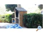Apartmaji Dino - Rogoznica Hrvaka