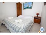 Apartmaji Holiday - Rogoznica Hrvaka
