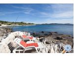 Apartmaji Holiday - Rogoznica Hrvaka