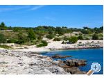 Apartmaji Holiday - Rogoznica Hrvaka