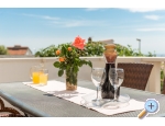Appartements Iva - Rogoznica Kroatien