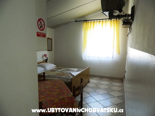 Appartements Jakoubek - Rogoznica Croatie