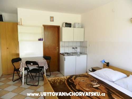 Appartements Jakoubek - Rogoznica Croatie