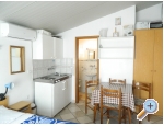 Apartmaji Jakoubek - Rogoznica Hrvaka