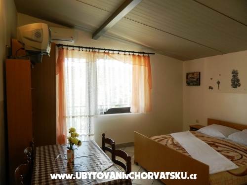 Appartements Jakoubek - Rogoznica Croatie