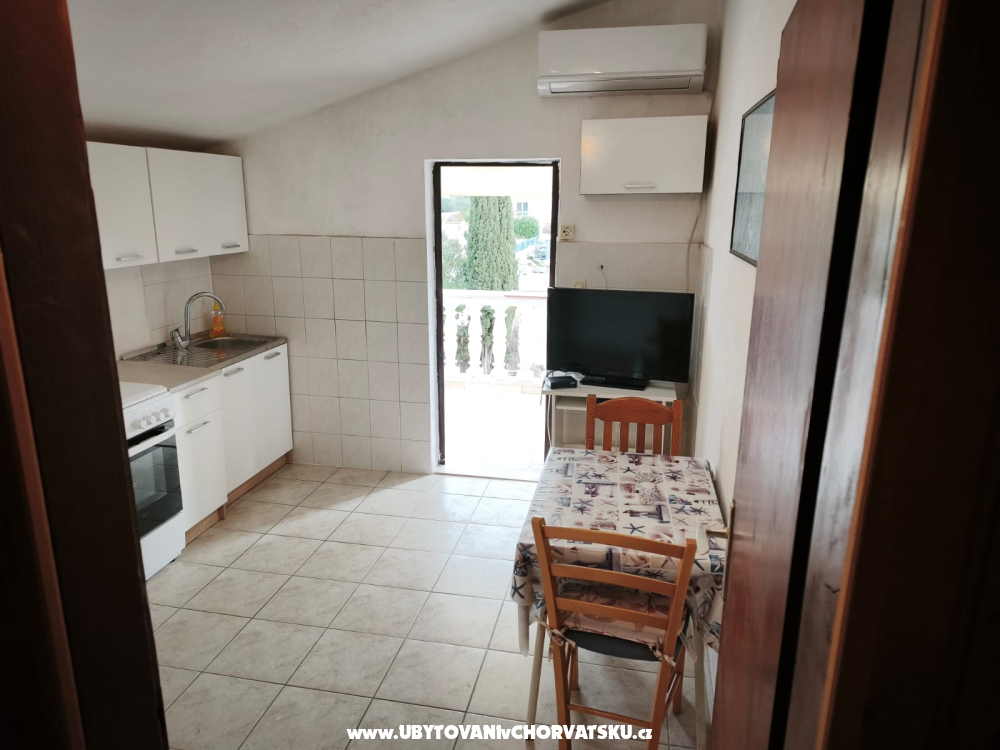 Appartements Katica - Rogoznica Kroatien