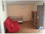 Apartmaji Katunari - Rogoznica Hrvaka
