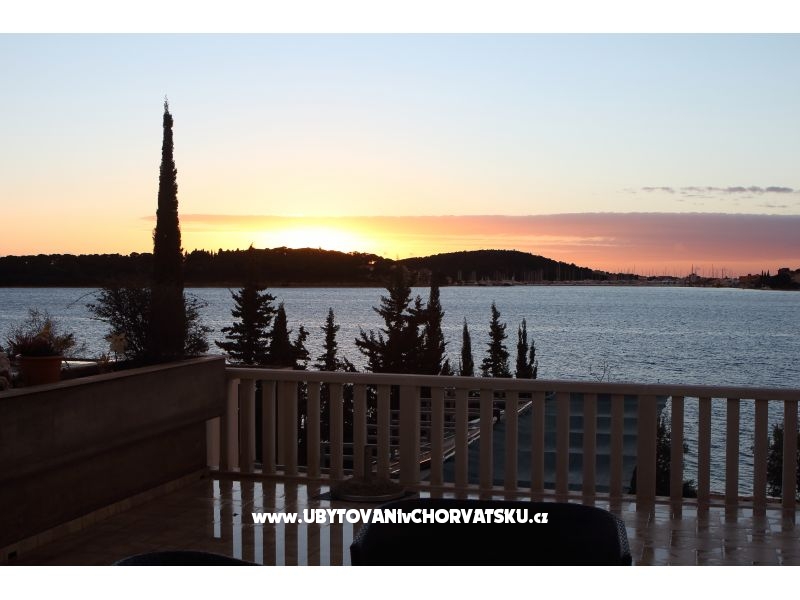 Appartements Ljubičić – Ferienwohnung Rogoznica, Kroatien – Foto 5