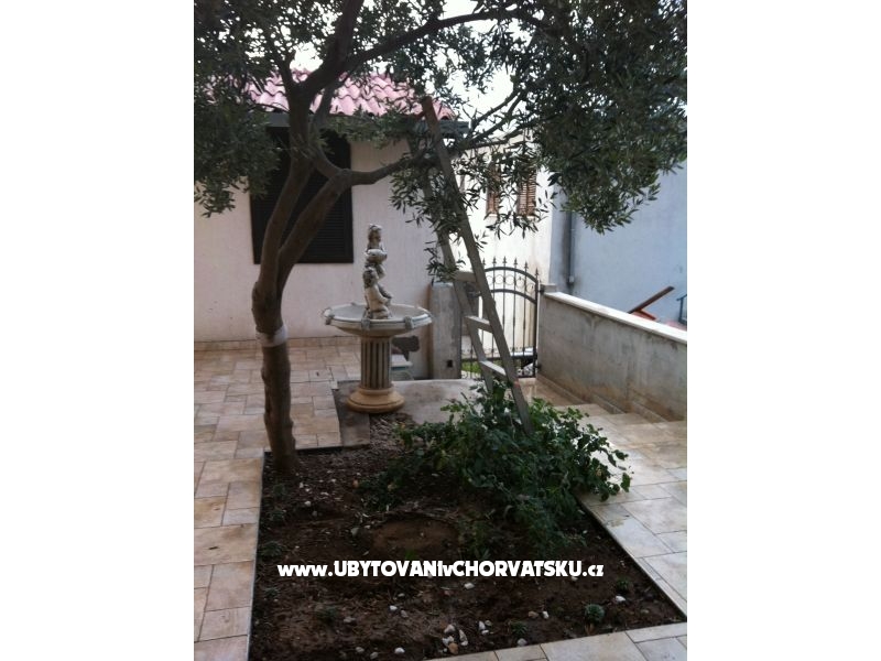 Appartements Ljubičić – Ferienwohnung Rogoznica, Kroatien – Foto 7