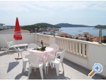 Apartmaji Maslina - Rogoznica Hrvaka