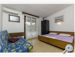 Appartements Miki - Rogoznica Kroatien
