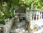 Apartmaji Miki - Rogoznica Hrvaka