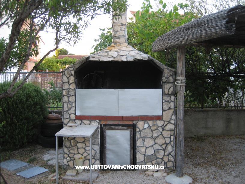 Appartements Nada i Andrija – Ferienwohnung Rogoznica, Kroatien – Foto 2