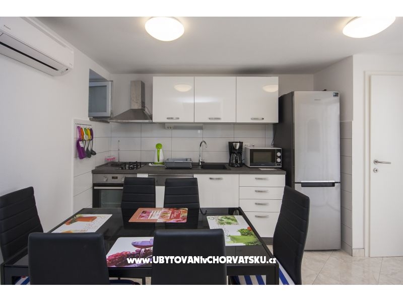 Kuća NEDA – Ferienwohnung Rogoznica, Kroatien – Foto 4