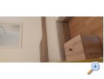 Apartmaji Nika-kua za odmor - Rogoznica Hrvaka