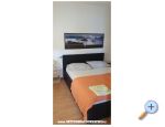 Apartmaji Nika-kua za odmor - Rogoznica Hrvaka