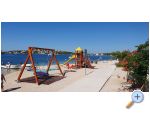 Apartmaji Nika-kua za odmor - Rogoznica Hrvaka