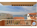 Appartements Panorama s bazenom - Rogoznica Kroatien