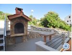 Apartmaji Panorama s bazenom - Rogoznica Hrvaka