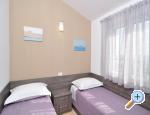 Apartmaji Panorama s bazenom - Rogoznica Hrvaka