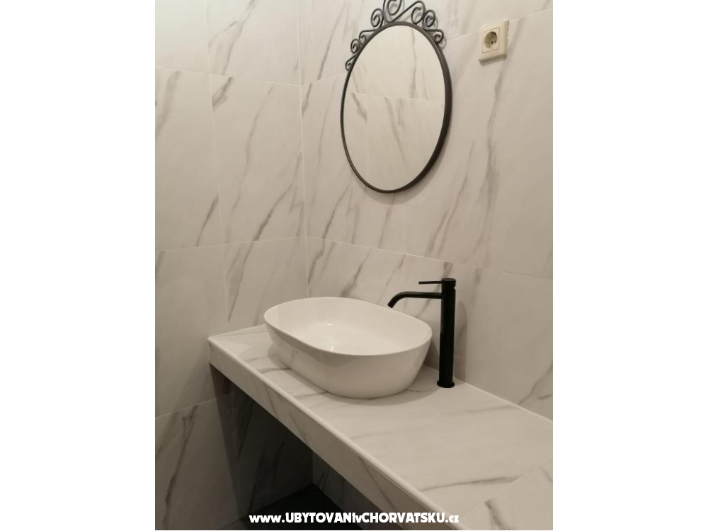 Apartamenty Radic - Rogoznica Chorwacja