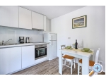 Apartmaji ATL - Rogoznica Hrvaka