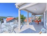 Apartmaji ATL - Rogoznica Hrvaka