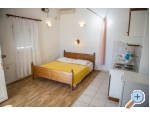 Apartmaji karpa - Rogoznica Hrvaka
