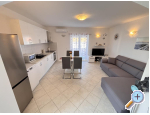 Appartements Stella - Rogoznica Kroatien