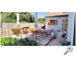 Appartements Vido i Nada - Rogoznica Croatie