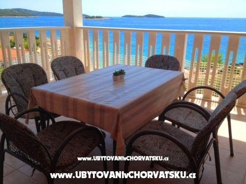 Appartements ***Villa Mija*** - Rogoznica Croatie