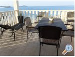 Apartmaji ***Villa Mija*** - Rogoznica Hrvaka