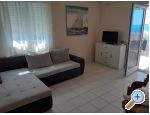 Apartmaji ***Villa Mija*** - Rogoznica Hrvaka