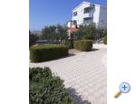 Apartmaji ***Villa Mija*** - Rogoznica Hrvaka