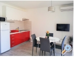 Apartmaji Zora - Rogoznica Hrvaka