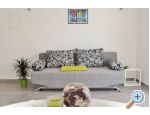 Apartmaji Zora - Rogoznica Hrvaka