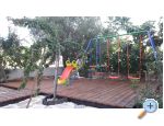 Apartmaji Zora - Rogoznica Hrvaka