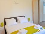 Apartmaji Zora - Rogoznica Hrvaka