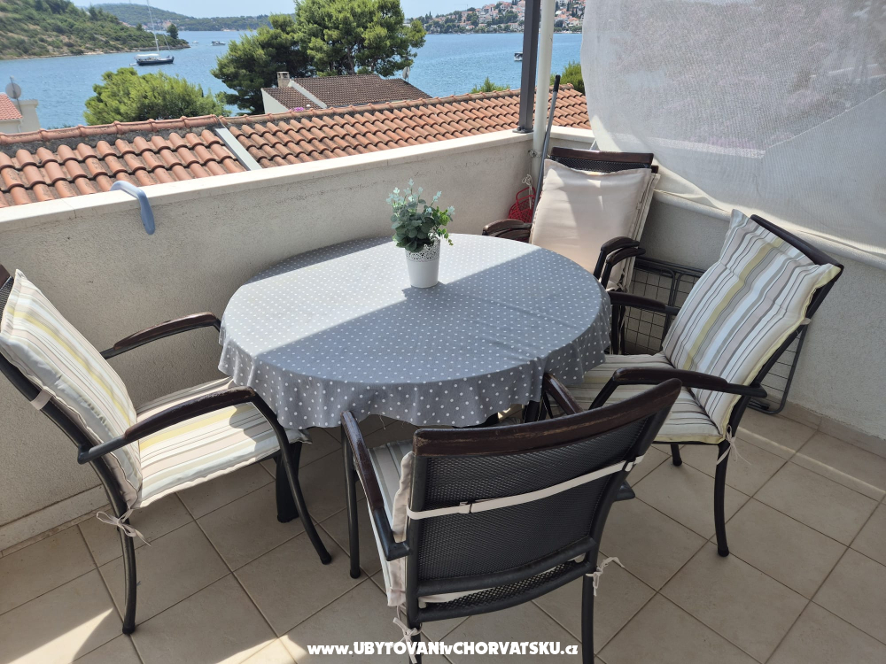 Apartmani Vincic - Rogoznica Hrvatska