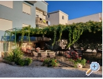 Appartements Crnjac - Rogoznica Kroatien