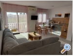 Apartmaji Crnjac - Rogoznica Hrvaka