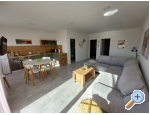 Appartements Crnjac - Rogoznica Kroatien