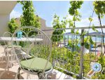 Apartmaji Jase - Rogoznica Hrvaka