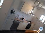 Apartmaji Jase - Rogoznica Hrvaka