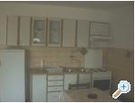 Apartmaji Biserka - Rogoznica Hrvaka