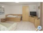 Appartements Lucija - Rogoznica Kroatien