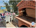 Apartmaji Anna - Rogoznica Hrvaka