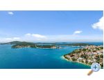 Apartmaji Captain`s house - Rogoznica Hrvaka