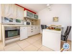 Apartmaji Captain`s house - Rogoznica Hrvaka